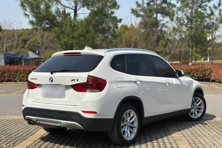 Used BMW X1 2015 sDrive18i Fashion Upgrade Edition Exterior 4