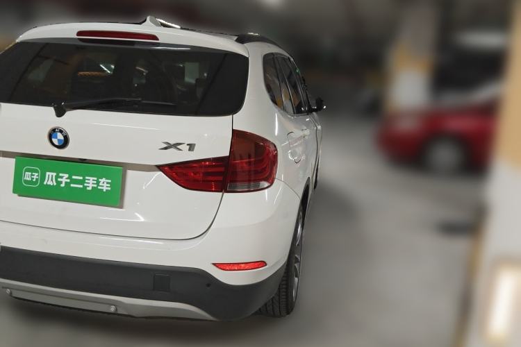 Used BMW X1 2015 sDrive18i Leading Edition Exterior 5