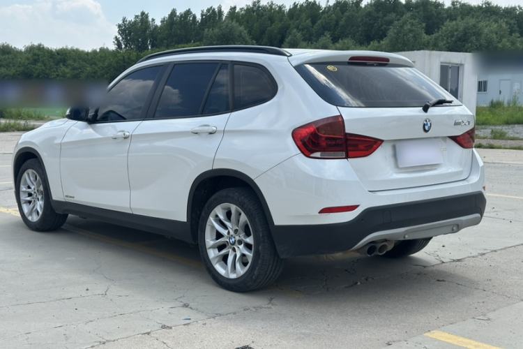 Used BMW X1 2015 sDrive18i Fashion Upgrade Edition Exterior 5