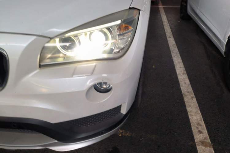 Used BMW X1 2015 sDrive18i Leading Edition Exterior 6