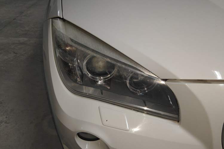 Used BMW X1 2015 sDrive18i Leading Edition Exterior 6