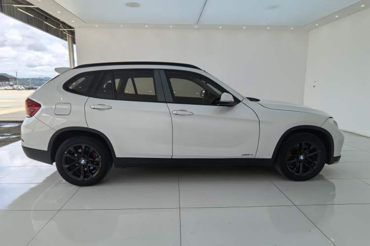 Used BMW X1 2015 sDrive18i Fashion Upgrade Edition Exterior 6