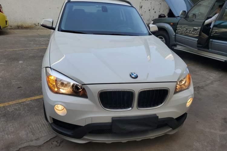 Used BMW X1 2015 sDrive18i Fashion Upgrade Edition Front