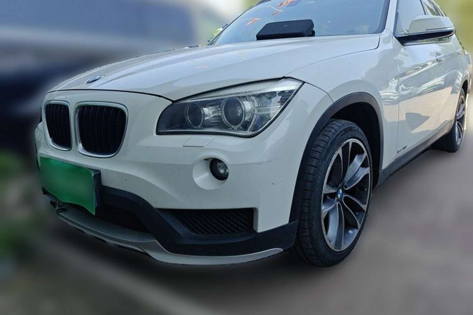 Used BMW X1 2015 sDrive18i Leading Edition Front Left 45 Deg