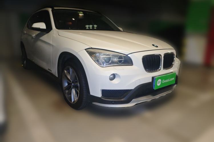 Used BMW X1 2015 sDrive18i Leading Edition Front Right 45 Deg