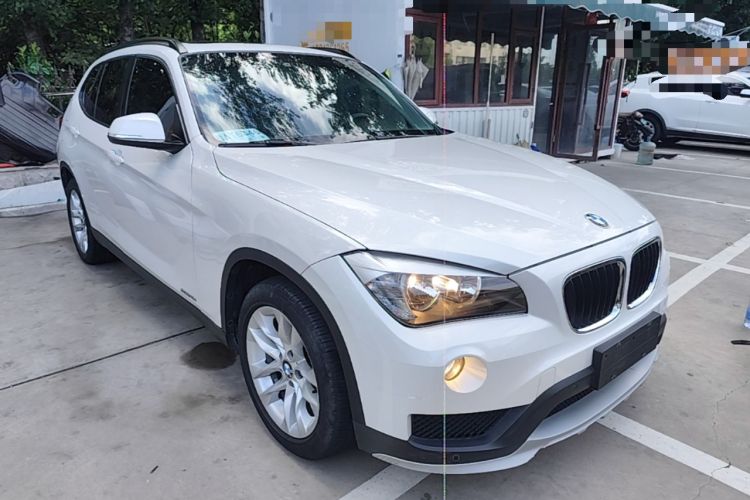 Used BMW X1 2015 sDrive18i Fashion Upgrade Edition Front Right 45 Deg