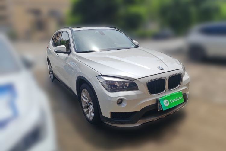 Used BMW X1 2015 sDrive18i Fashion Upgrade Edition Front Right 45 Deg