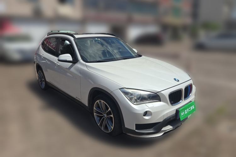 Used BMW X1 2015 sDrive18i Leading Edition Front Right 45 Deg