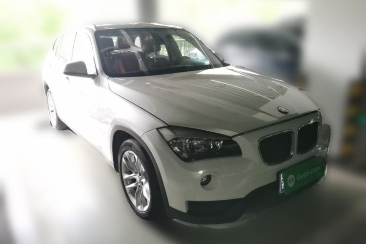 Used BMW X1 2015 sDrive18i Fashion Upgrade Edition Front Right 45 Deg