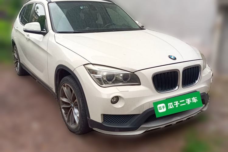 Used BMW X1 2015 sDrive18i Leading Edition Front Right 45 Deg