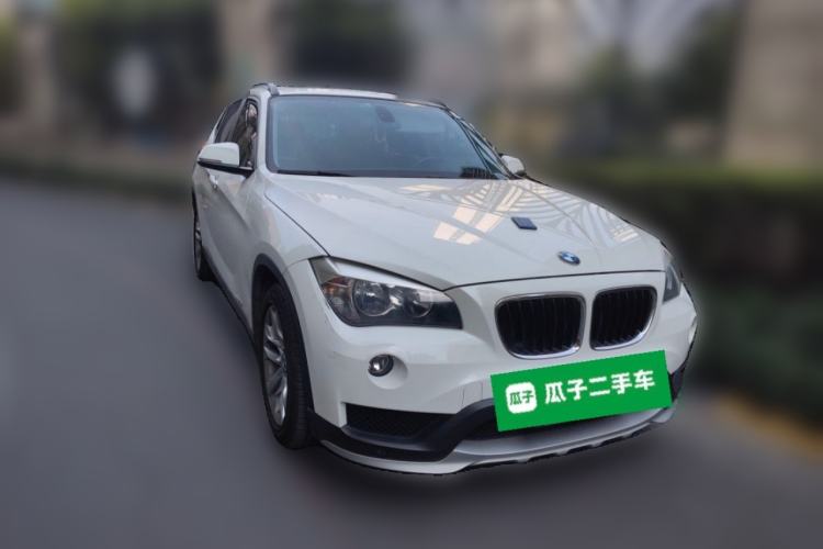 Used BMW X1 2015 sDrive18i Fashion Upgrade Edition Front Right 45 Deg