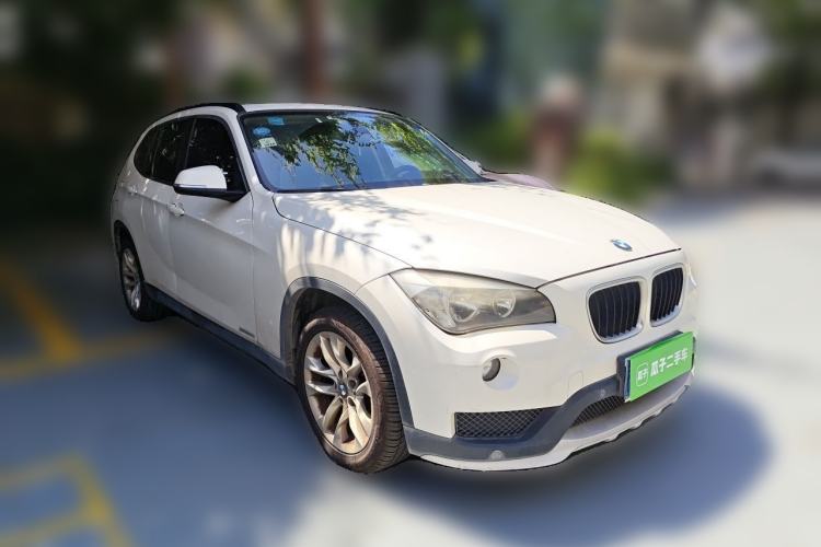 Used BMW X1 2015 sDrive18i Fashion Upgrade Edition Front Right 45 Deg