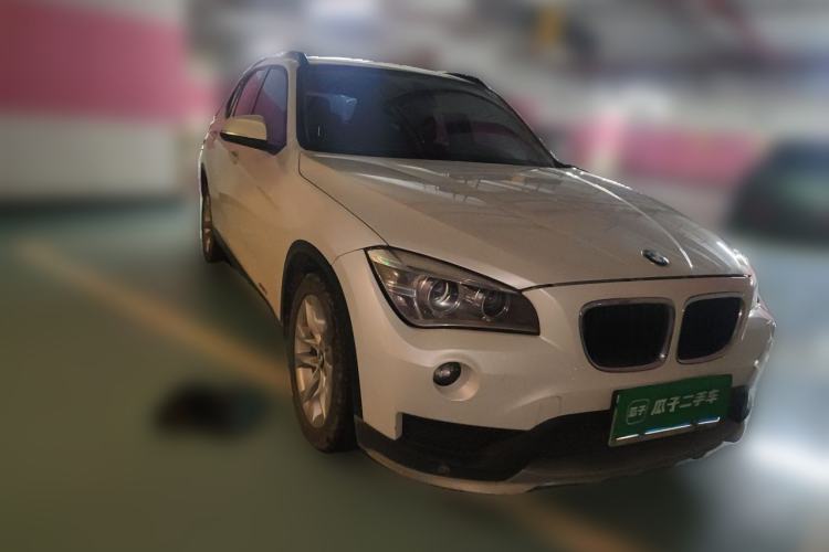 Used BMW X1 2015 sDrive18i Fashion Upgrade Edition Front Right 45 Deg