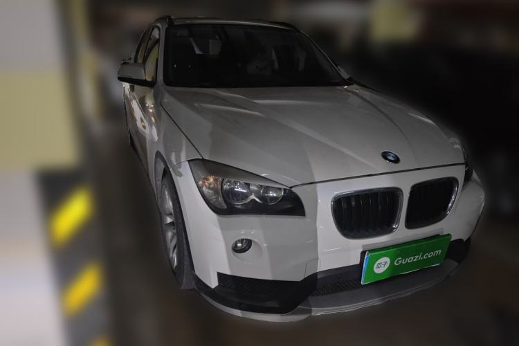 Used BMW X1 2015 sDrive18i Fashion Upgrade Edition Front Right 45 Deg