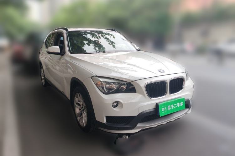 Used BMW X1 2015 sDrive18i Fashion Upgrade Edition Front Right 45 Deg