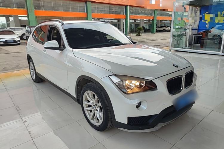 Used BMW X1 2015 sDrive18i Fashion Upgrade Edition Front Right 45 Deg
