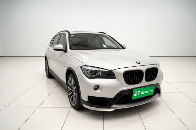 Used BMW X1 2015 sDrive18i Fashion Upgrade Edition Front Right 45 Deg