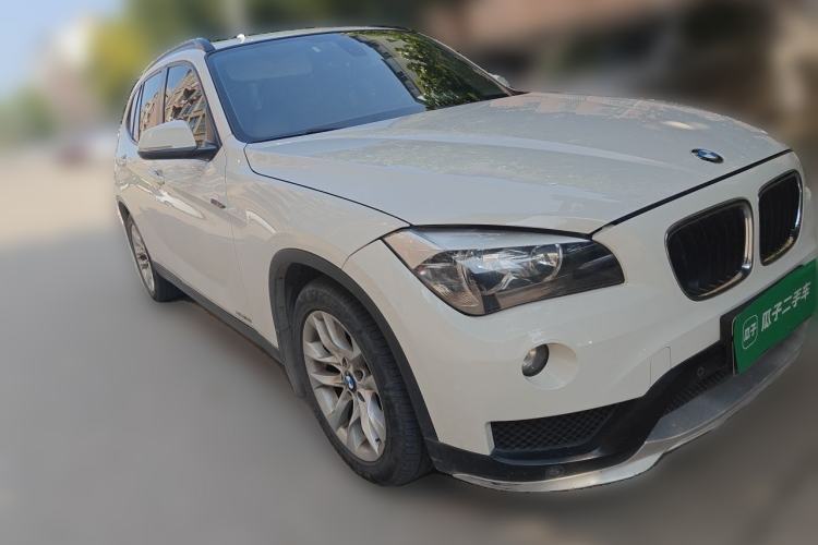 Used BMW X1 2015 sDrive18i Fashion Upgrade Edition Front Right 45 Deg