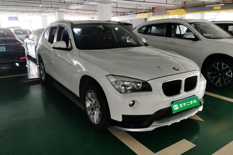 Used BMW X1 2015 sDrive18i Fashion Upgrade Edition Front Right 45 Deg
