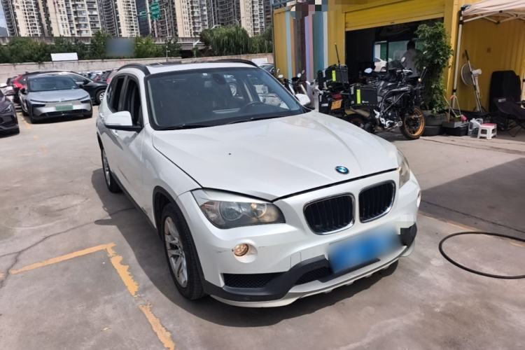 Used BMW X1 2015 sDrive18i Fashion Upgrade Edition Front Right 45 Deg