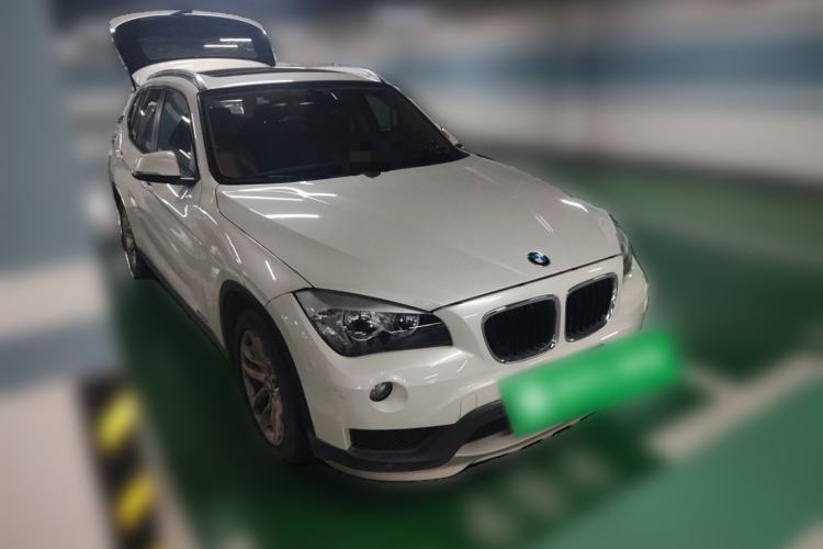 Used BMW X1 2015 sDrive18i Fashion Upgrade Edition Front Right 45 Deg