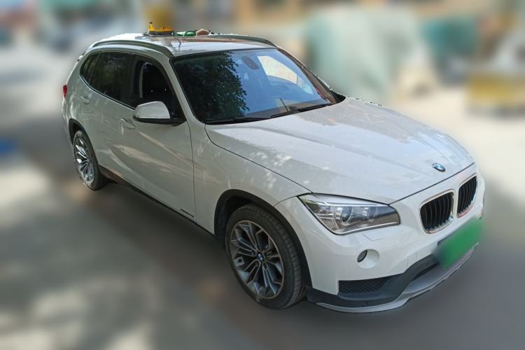 Used BMW X1 2015 xDrive20i Fashion Upgrade Edition Front Right 45 Deg