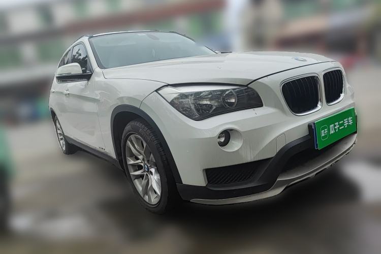 Used BMW X1 2015 sDrive18i Fashion Upgrade Edition Front Right 45 Deg