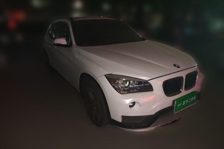 Used BMW X1 2015 sDrive18i Leading Edition Front Right 45 Deg