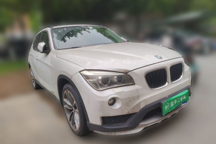 Used BMW X1 2015 sDrive18i Leading Edition Front Right 45 Deg