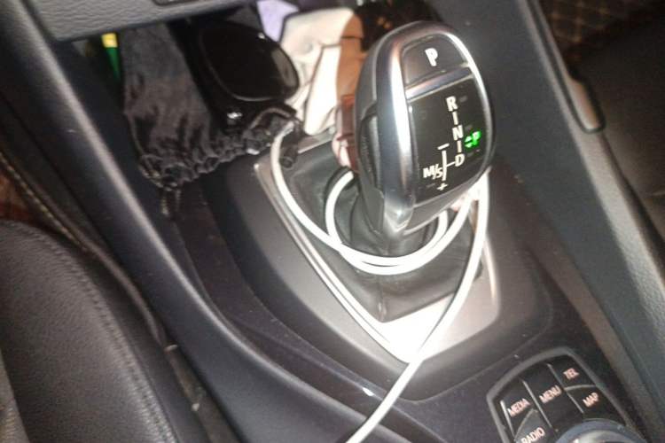 Used BMW X1 2015 sDrive18i Leading Edition Gear Lever