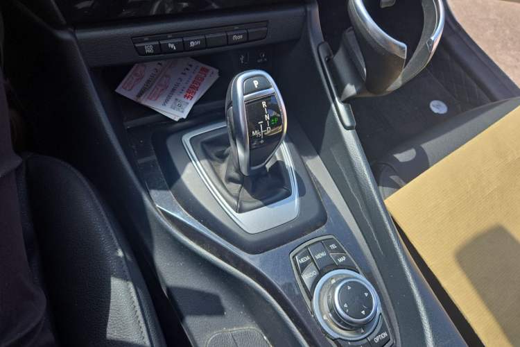 Used BMW X1 2015 sDrive18i Leading Edition Gear Lever