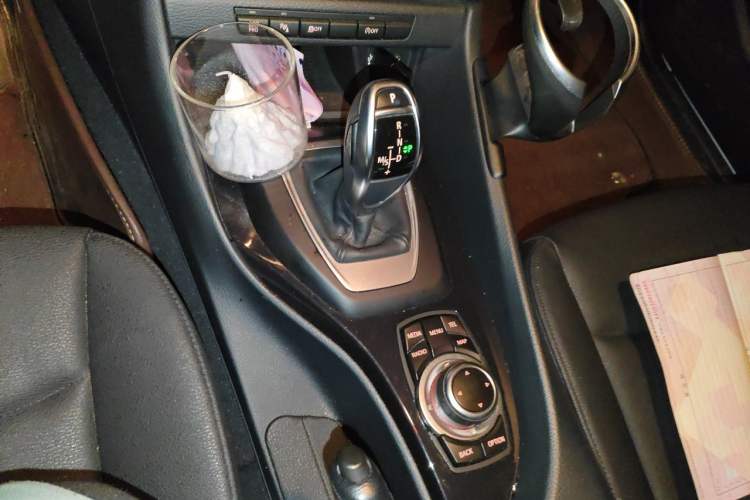 Used BMW X1 2015 sDrive18i Leading Edition Gear Lever