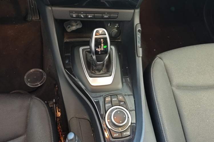 Used BMW X1 2015 sDrive18i Leading Edition Gear Lever