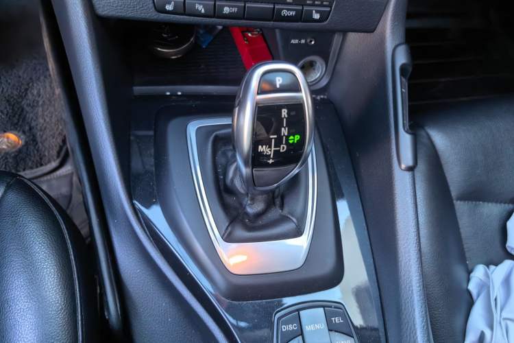 Used BMW X1 2015 sDrive18i Fashion Upgrade Edition Gear Lever