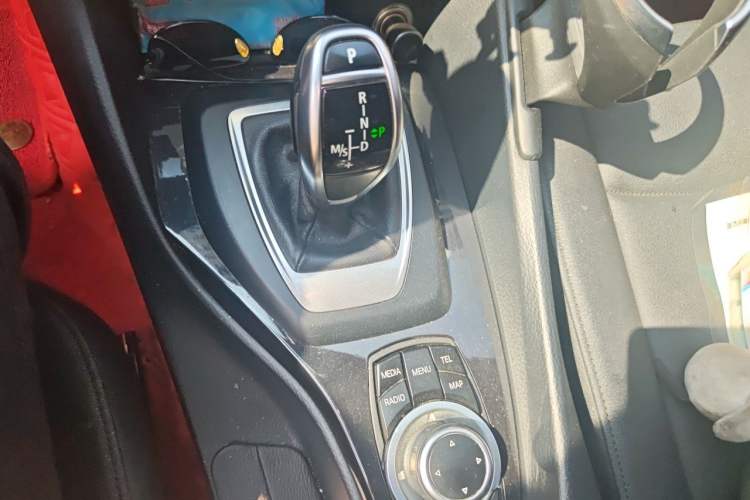 Used BMW X1 2015 sDrive18i Leading Edition Gear Lever