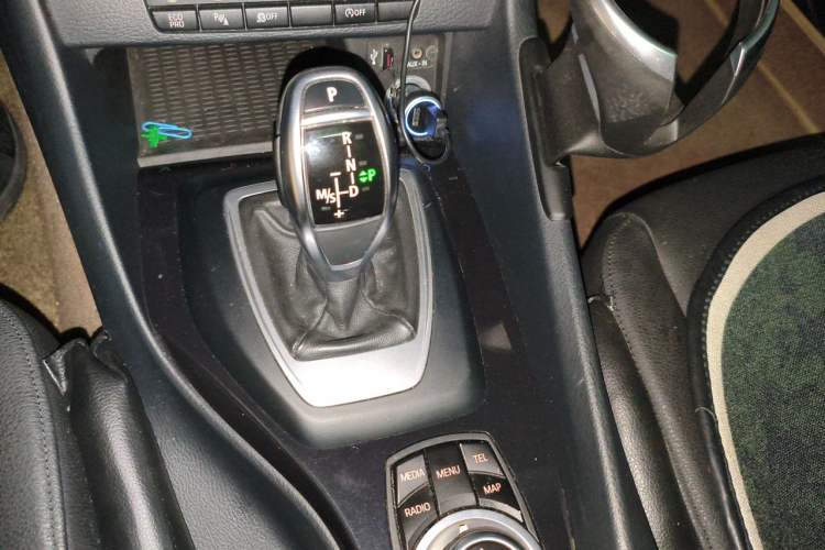 Used BMW X1 2015 sDrive18i Leading Edition Gear Lever