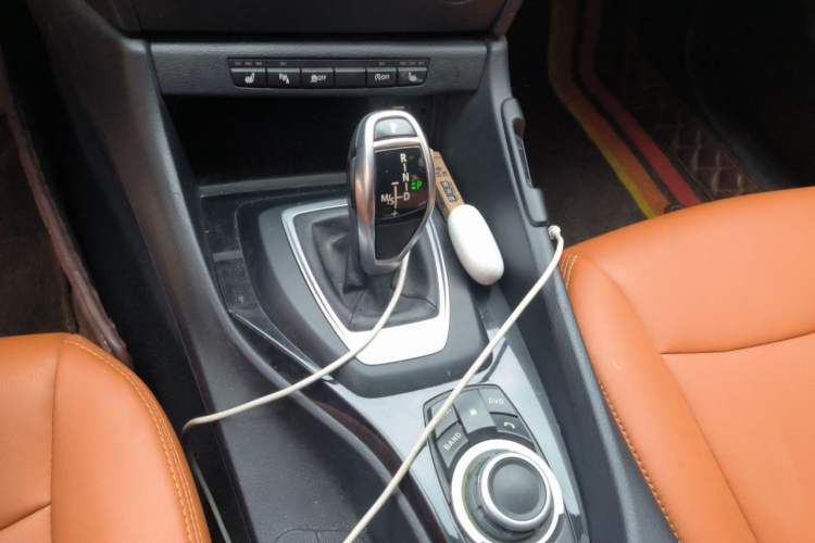 Used BMW X1 2015 sDrive18i Fashion Upgrade Edition Gear Lever
