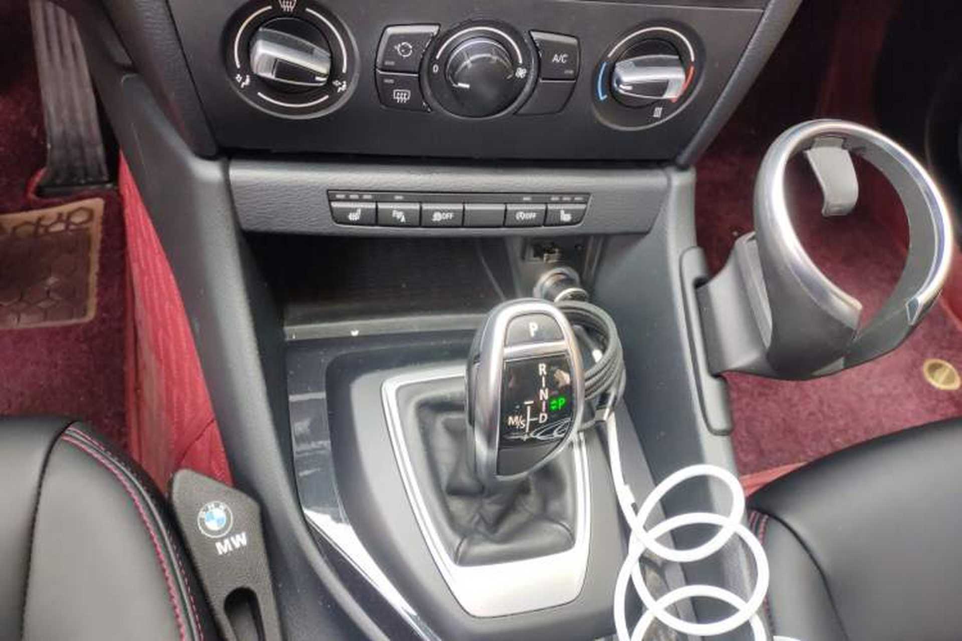 Used BMW X1 2015 sDrive18i Fashion Upgrade Edition Gear Lever
