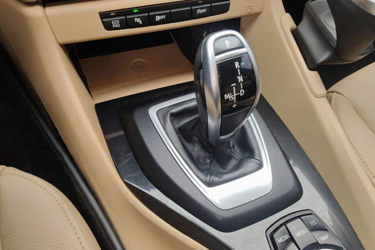 Used BMW X1 2015 sDrive18i Leading Edition Gear Lever