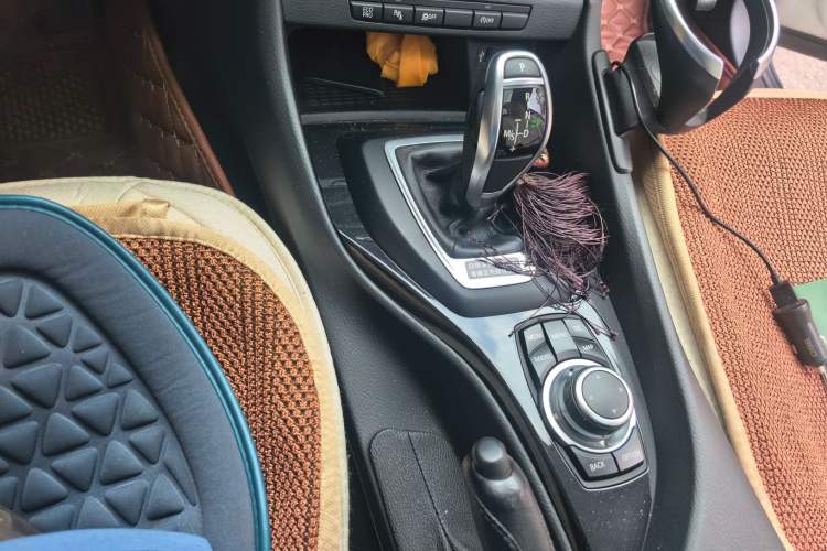 Used BMW X1 2015 sDrive18i Leading Edition Gear Lever