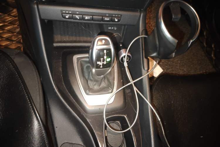 Used BMW X1 2015 sDrive18i Fashion Upgrade Edition Gear Lever