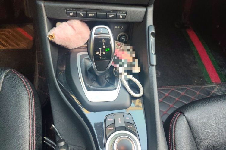 Used BMW X1 2015 sDrive18i Fashion Upgrade Edition Gear Lever