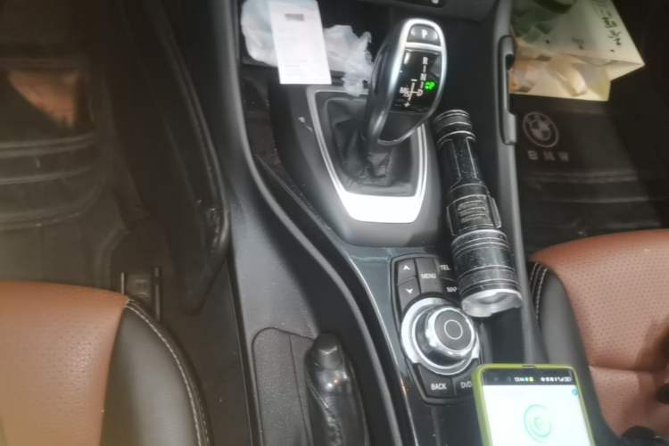 Used BMW X1 2015 sDrive18i Fashion Upgrade Edition Gear Lever