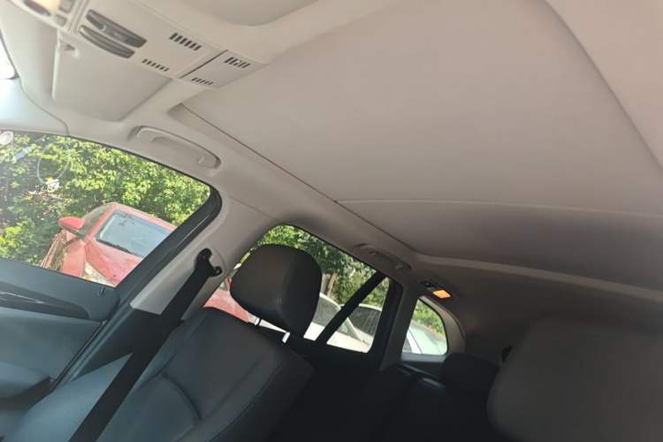 Used BMW X1 2015 sDrive18i Leading Edition Headliner