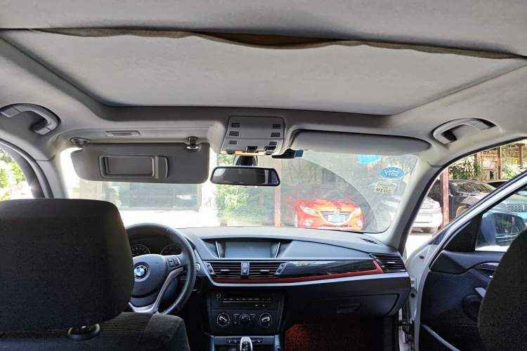 Used BMW X1 2015 sDrive18i Fashion Upgrade Edition Headliner