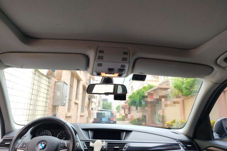 Used BMW X1 2015 sDrive18i Leading Edition Headliner