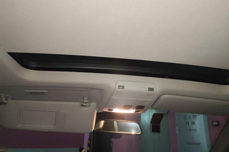 Used BMW X1 2015 sDrive18i Fashion Upgrade Edition Headliner
