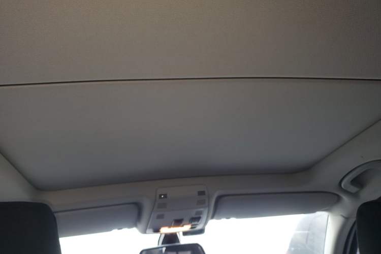 Used BMW X1 2015 sDrive18i Fashion Upgrade Edition Headliner