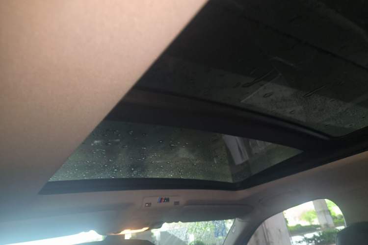 Used BMW X1 2015 sDrive18i Fashion Upgrade Edition Headliner