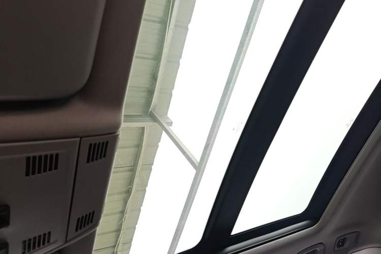 Used BMW X1 2015 sDrive18i Fashion Upgrade Edition Headliner